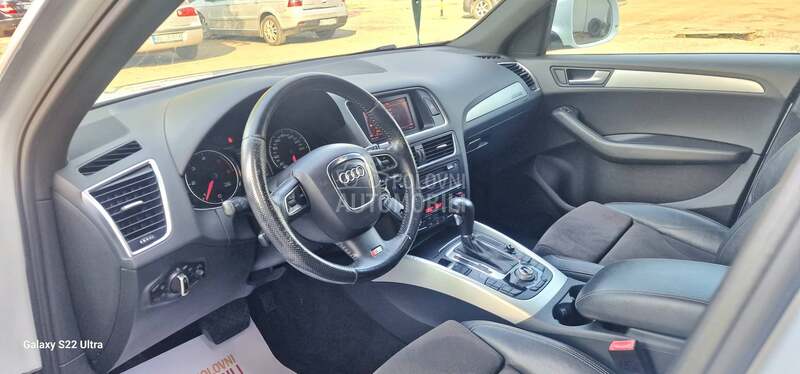 Audi Q5 2.0  S line