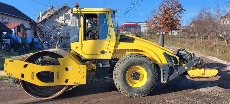 BOMAG BW 213 DH4