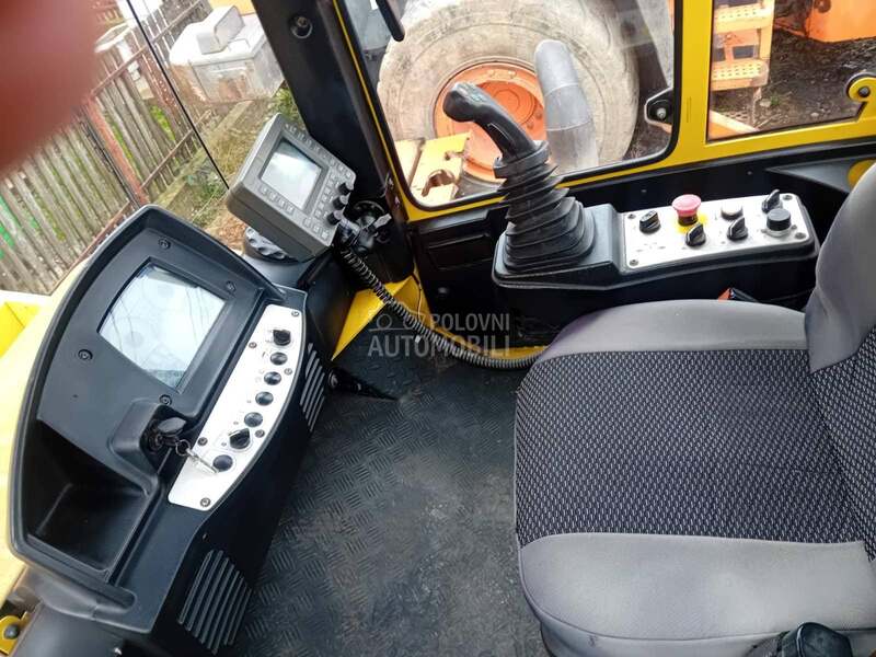 BOMAG BW 213 DH4