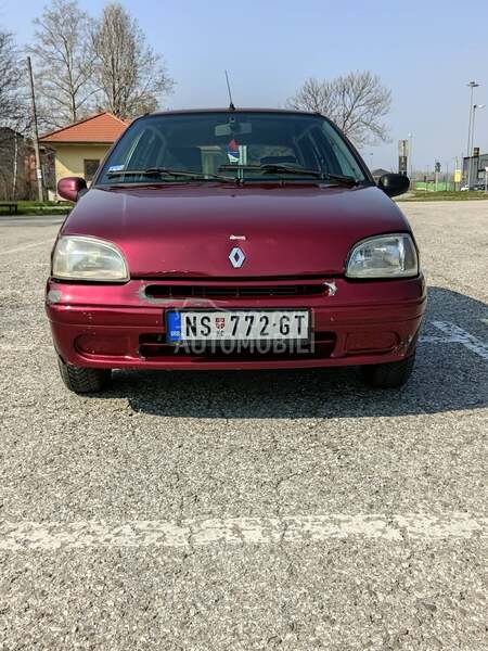 Renault Clio 