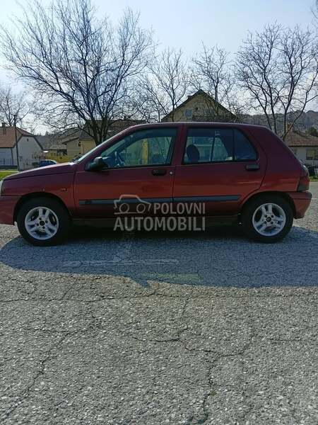 Renault Clio 