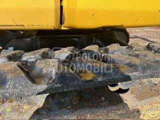Komatsu pc35mr2