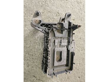 Nosac akomulatora za Volkswagen Golf 6