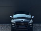 Peugeot 3008 PANO/NAVY/ALLURE