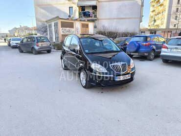Lancia Musa 1.3 Mjet