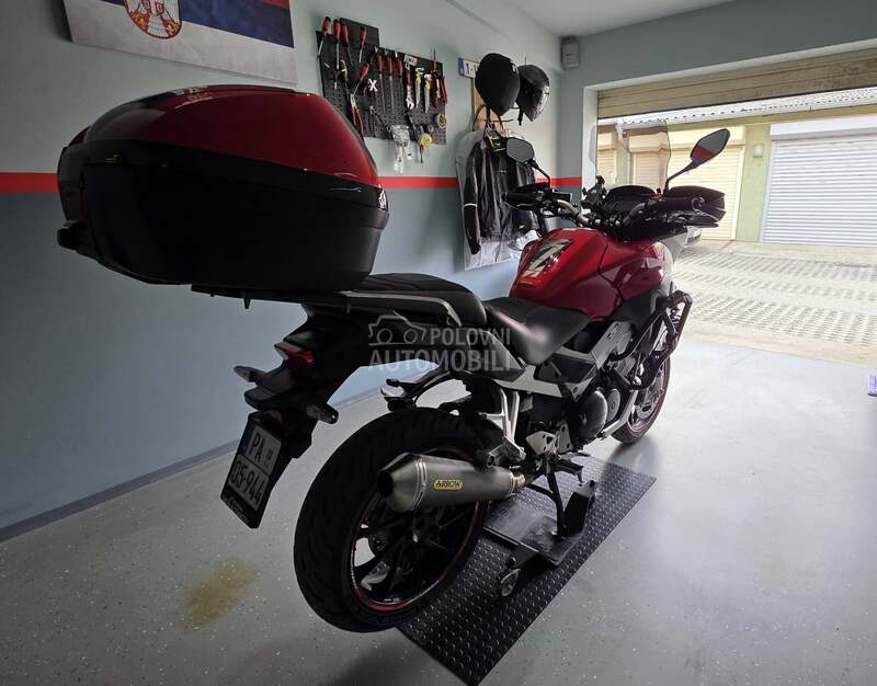 Honda vfr 800 X crossrunner