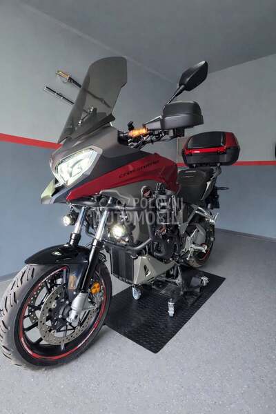 Honda vfr 800 X crossrunner
