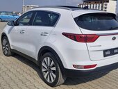 Kia Sportage 2.0 CRDI AWD PANO