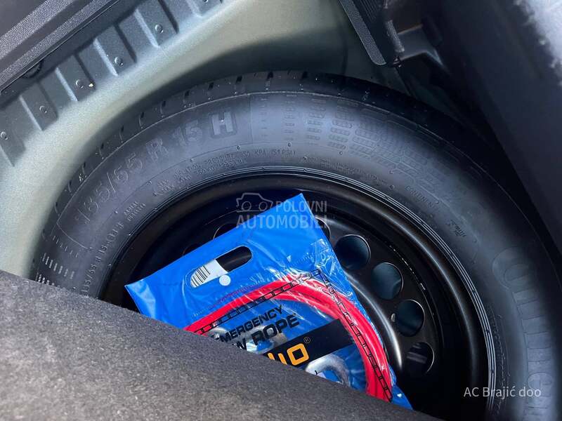 Opel Corsa E 1.4 90HP