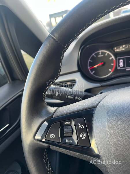 Opel Corsa E 1.4 90HP