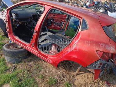 clio 4 polustranica sajtna rub za Renault Clio od 2013. do 2024. god.