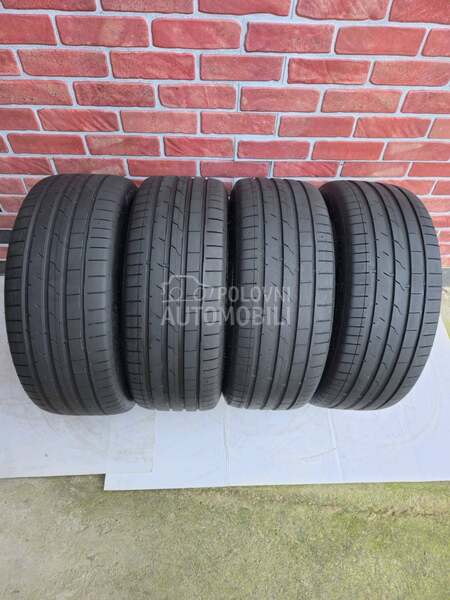 Hankook 225/45 R18 Letnja
