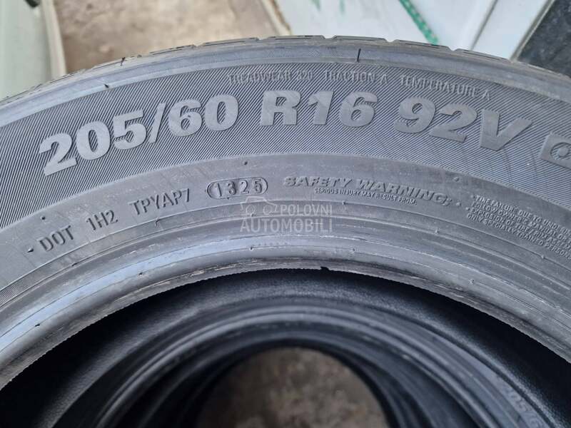 Kumho 205/60 R16 Letnja