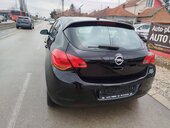 Opel Astra J 1.7cdti COSMO