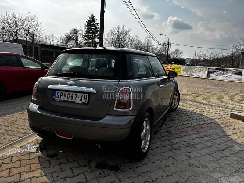 MINI Cooper 