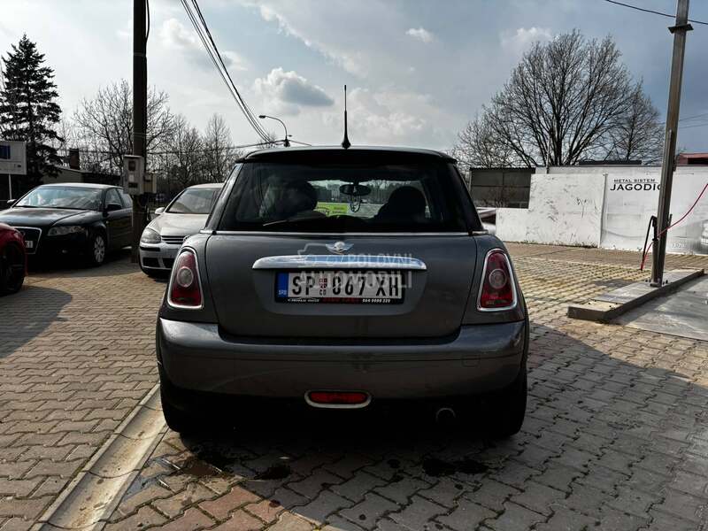 MINI Cooper 