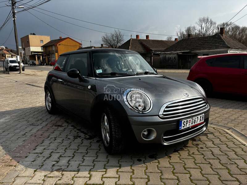 MINI Cooper 