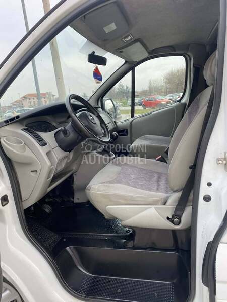 Opel Vivaro 