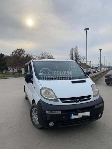 Opel Vivaro 