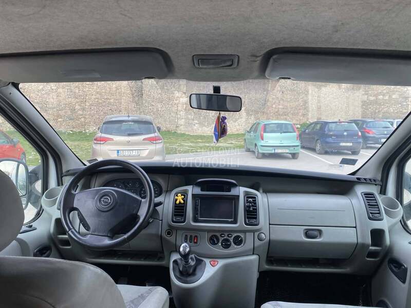 Opel Vivaro 
