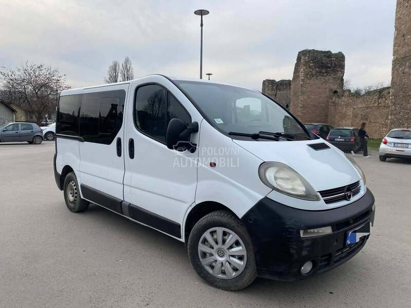 Opel Vivaro 
