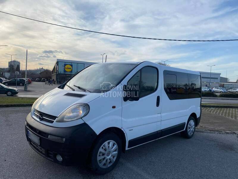 Opel Vivaro 