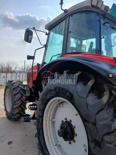 Massey Ferguson 8240
