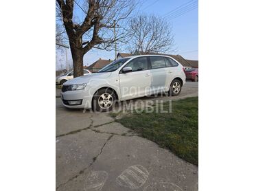 Škoda Rapid 