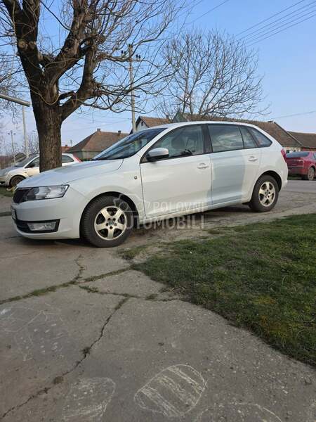 Škoda Rapid 