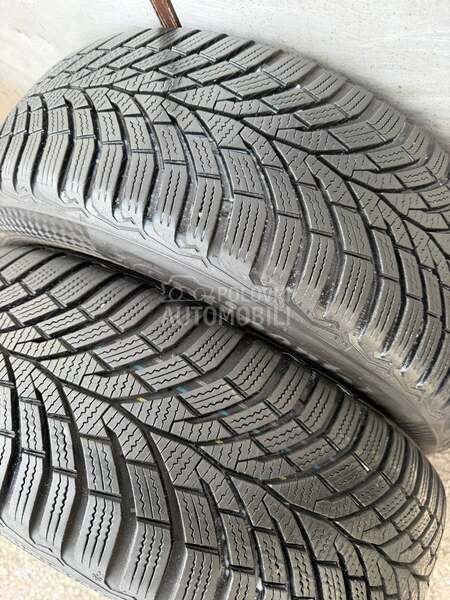 Continental 205/55 R16 Zimska