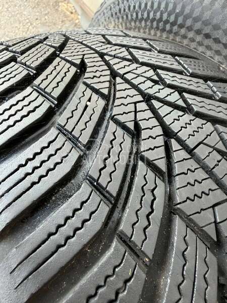 Continental 205/55 R16 Zimska