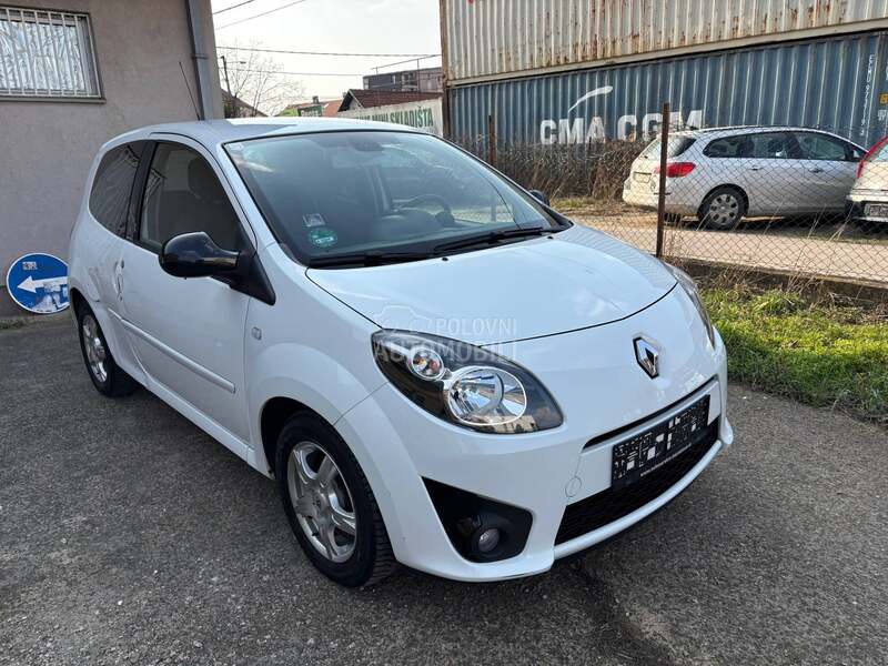 Renault Twingo NIGHT DAY