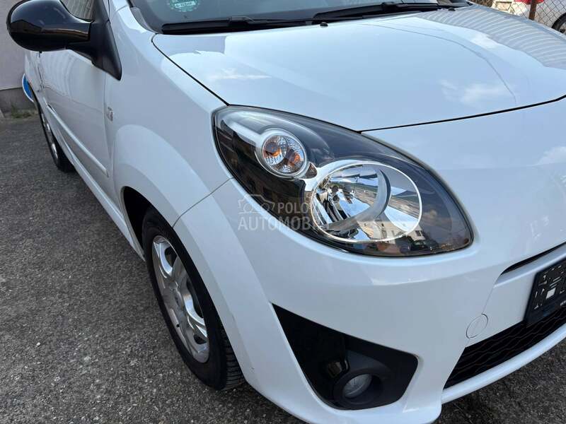 Renault Twingo NIGHT DAY