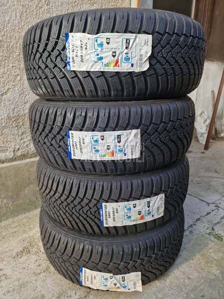 Falken 205/55 R17 Zimska