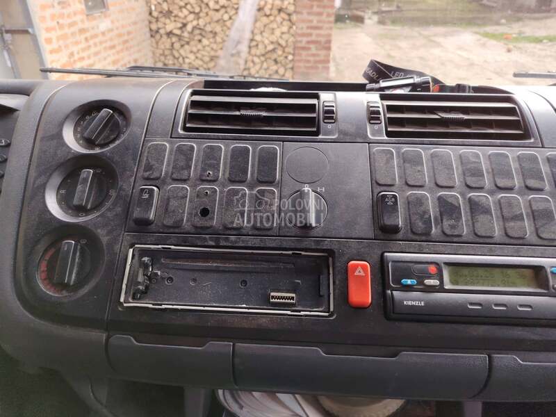 Mercedes Benz Atego 815