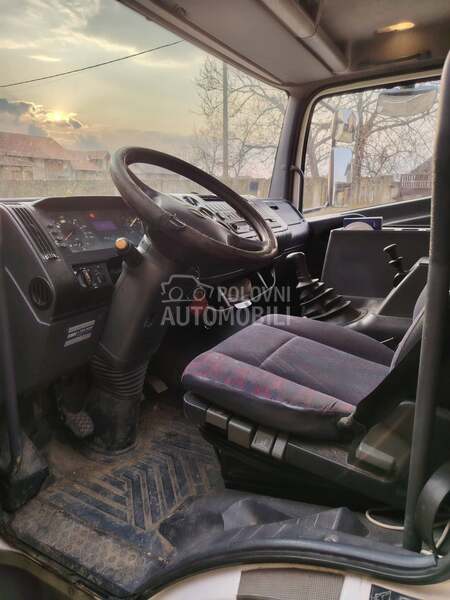 Mercedes Benz Atego 815