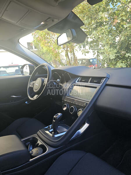 Jaguar E-Pace 2.0 D 150 4WD
