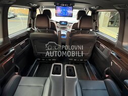 Mercedes Benz V Klasa V300d slika 30