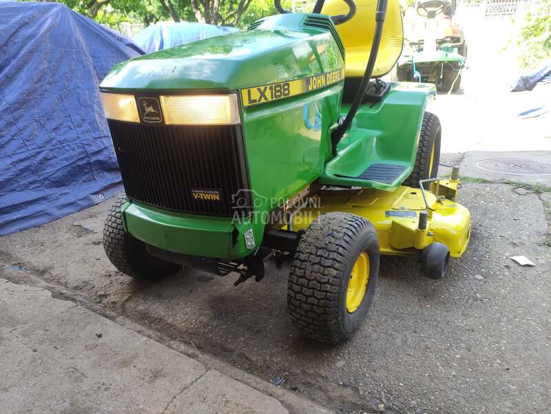 John Deere lx188