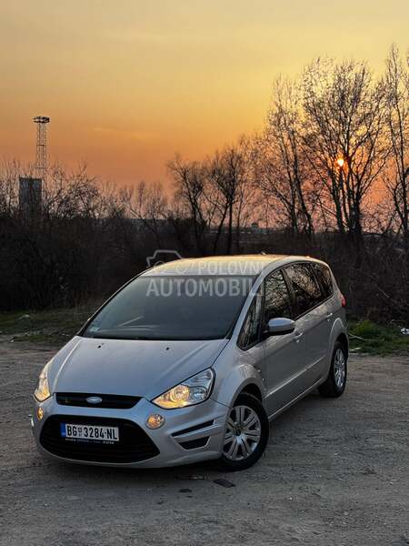 Ford S-Max 