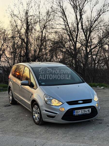 Ford S-Max 