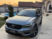 Volvo XC40 2.0D/R-DESIN/4WD/FUL