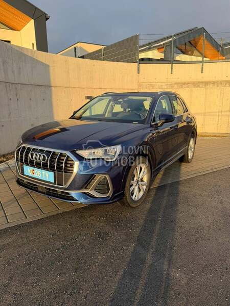 Audi Q3 