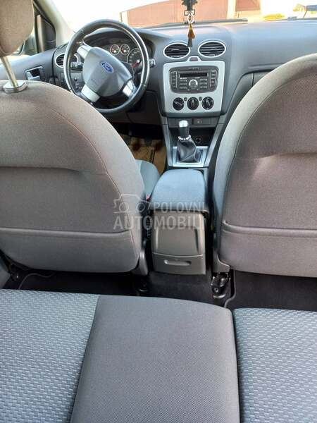 Ford Focus 1.6 16V