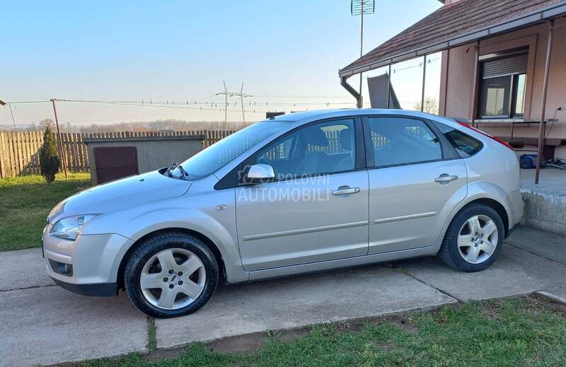 Ford Focus 1.6 16V