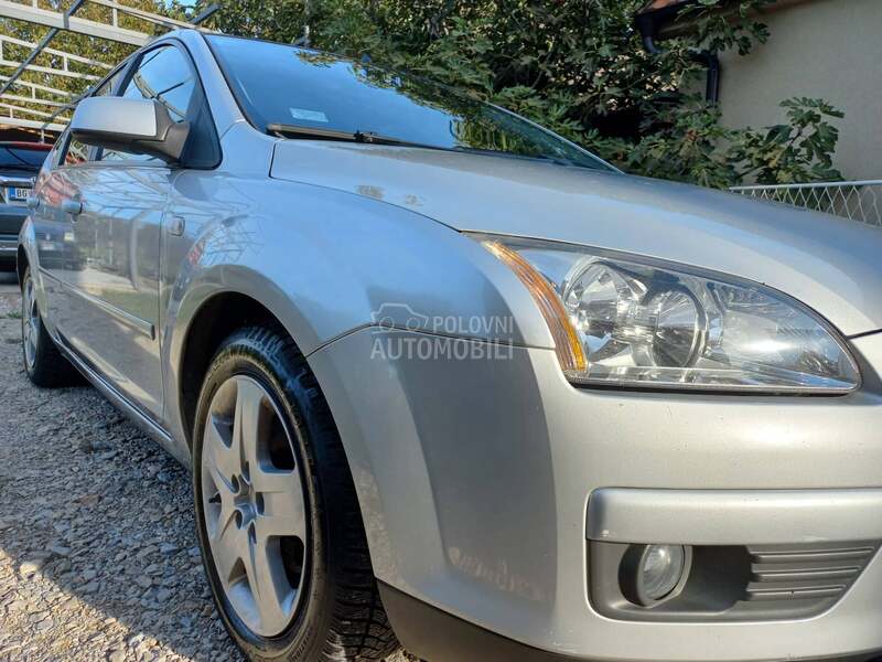 Ford Focus 1.6 16V