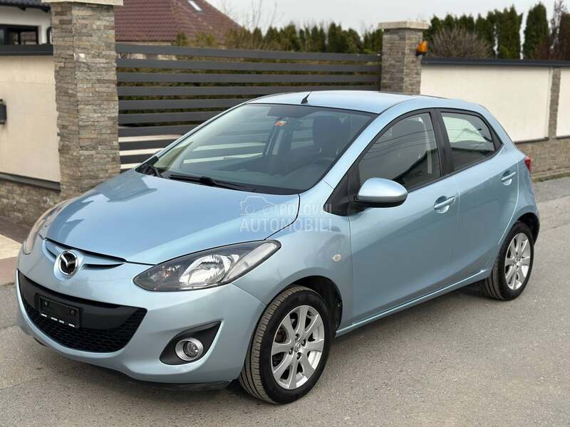 Mazda 2 1.3 Exclusive  CH