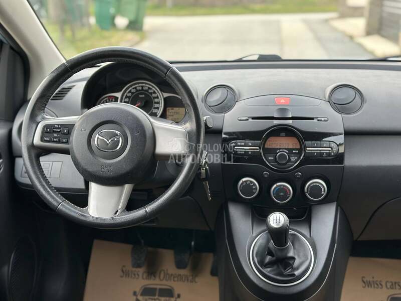 Mazda 2 1.3 Exclusive  CH