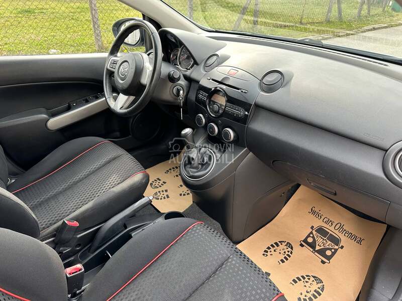 Mazda 2 1.3 Exclusive  CH
