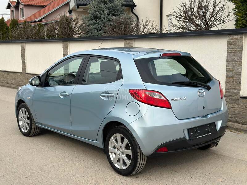 Mazda 2 1.3 Exclusive  CH